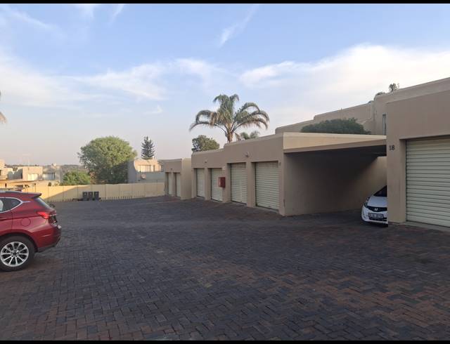 2 BEDROOM APARTMENT FOR SALE IN PRESIDENT PARK